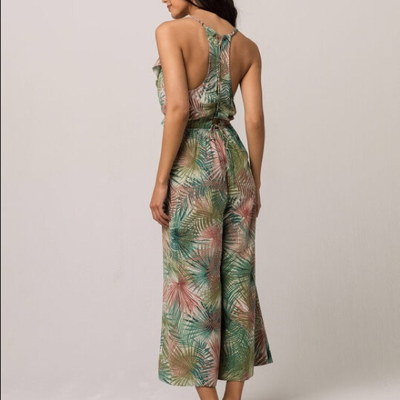 🌴🌼 O’’NEILL- AURELIA JUMPSUIT🌼🌴 - Picture 10 of 14